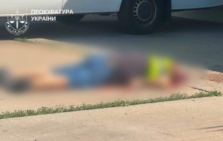 Фото для новини:Росіяни вдарили по складу в Броварах, є жертви