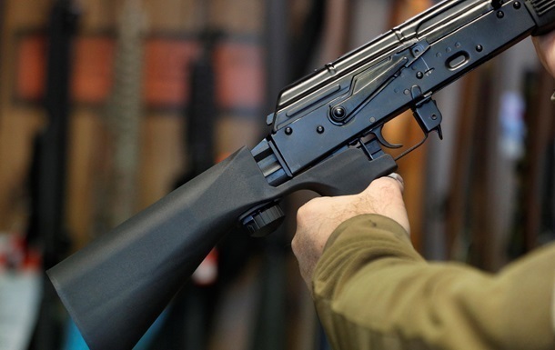 Фото для новини:Стало відомо, скільки одиниць зброї вже задекларували українці