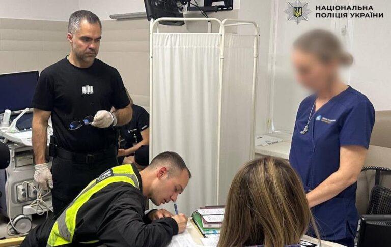 Фото для новини:У Києві лікарці оголосили підозру після втрати пацієнткою дитини