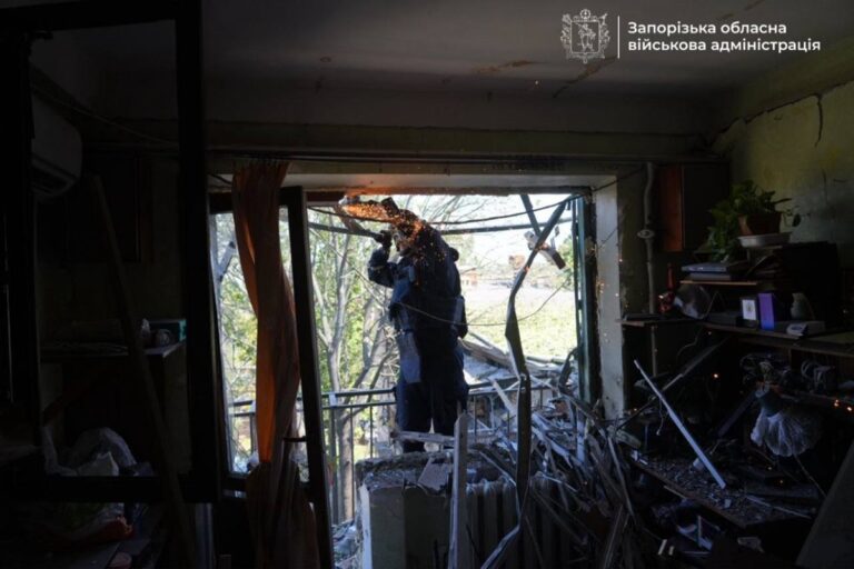 Фото для новини:Удар по Запоріжжю: постраждали 24 людини