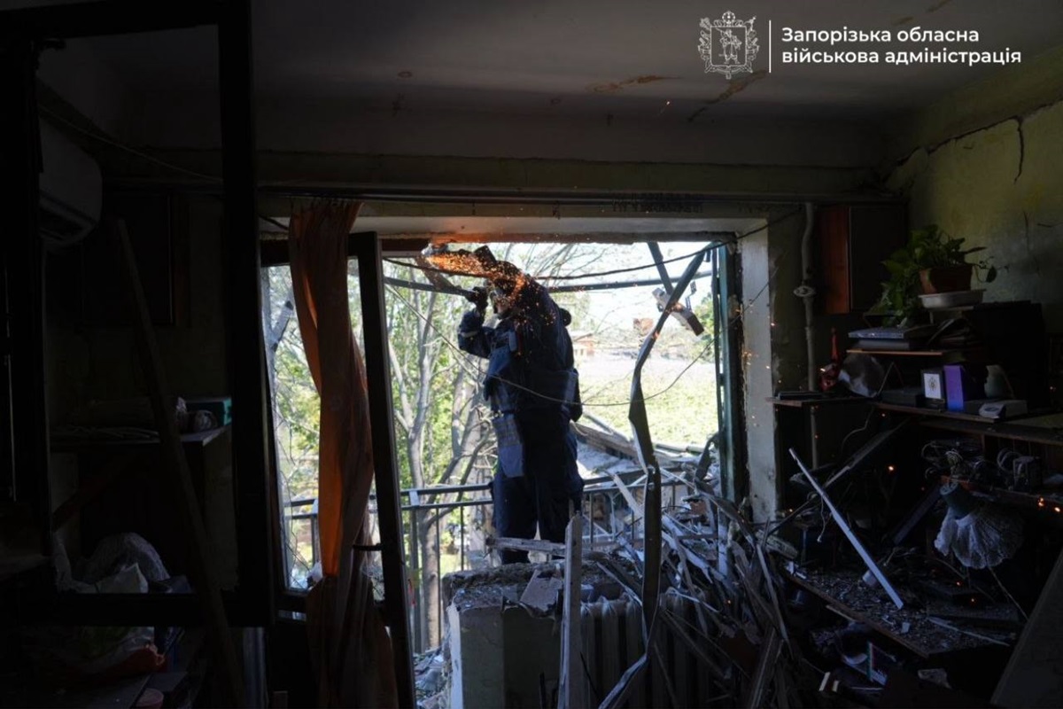 Фото для новини:Удар по Запоріжжю: постраждали 24 людини