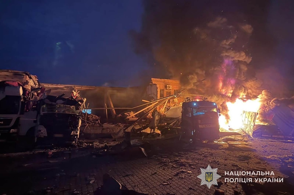Фото для новини:Удари по Сумщині: двоє загиблих, 12 поранених