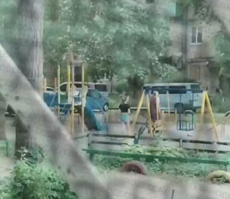 Фото для новини:В Одесі по працівникам ТЦК відкрили вогонь