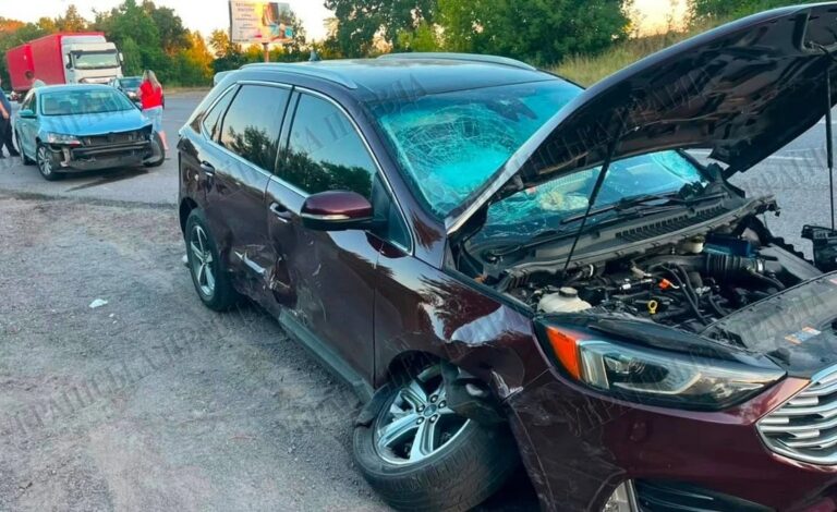 Фото для новини:Втік із ДТП: ЗМІ повідомили про інцидент із "куратором" нардепів