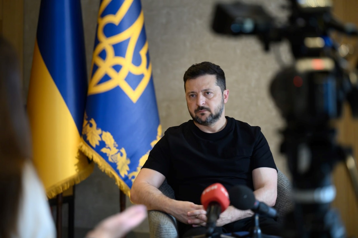 Фото для новини:Зеленський: Росія стягнула під Москву три кола ППО